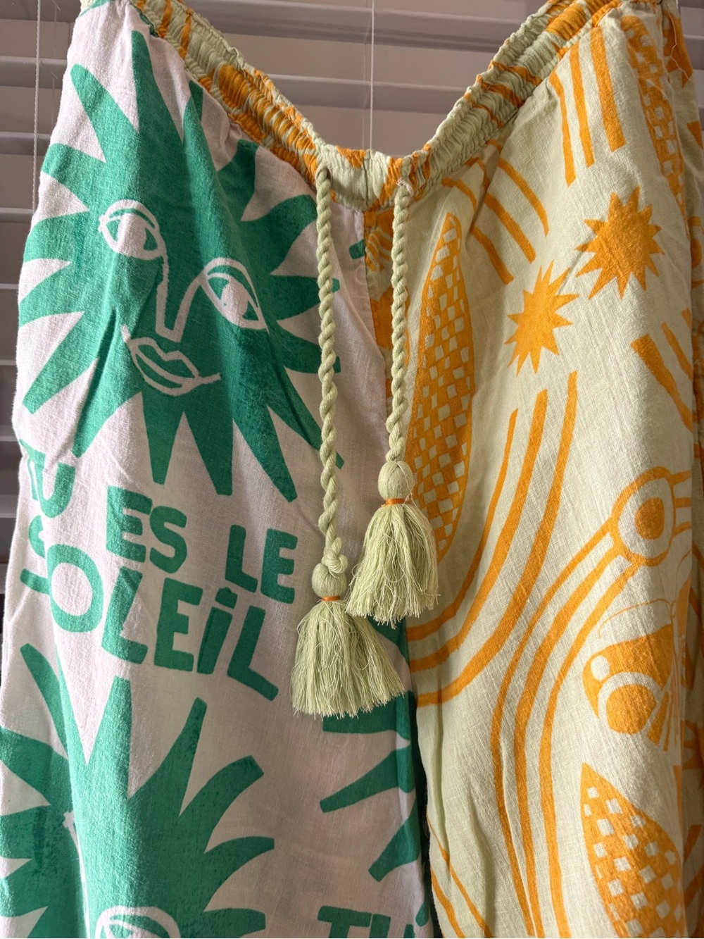 Anthropologie Two-Tone Green and Yellow Graphic Wide-Leg Pants size medium - Picture 3 of 6